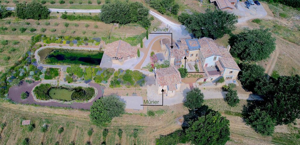 Hollyoaks Estate Ξενοδοχείο Saint-Pons-la-Calm Εξωτερικό φωτογραφία